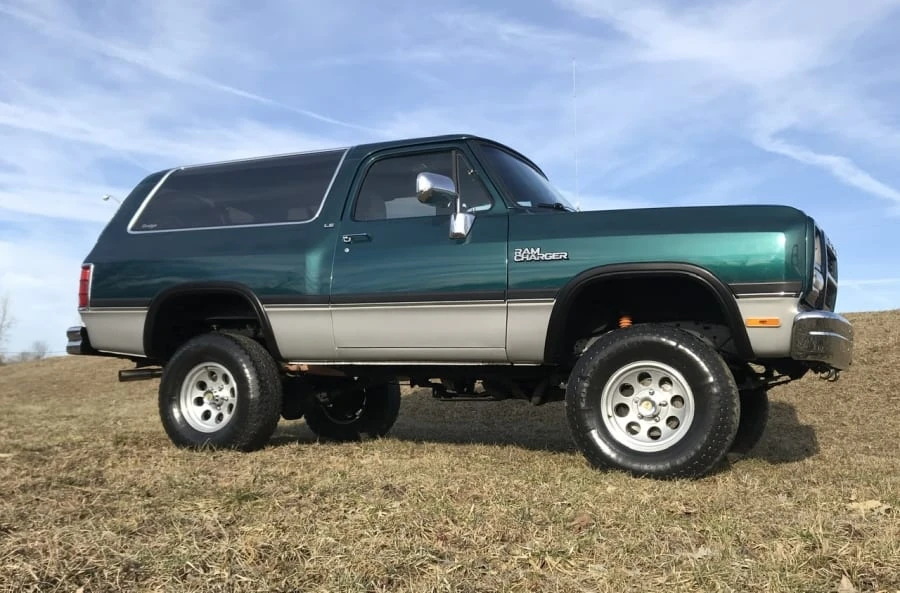 1993 Dodge Ramcharger - Image 11 of 12