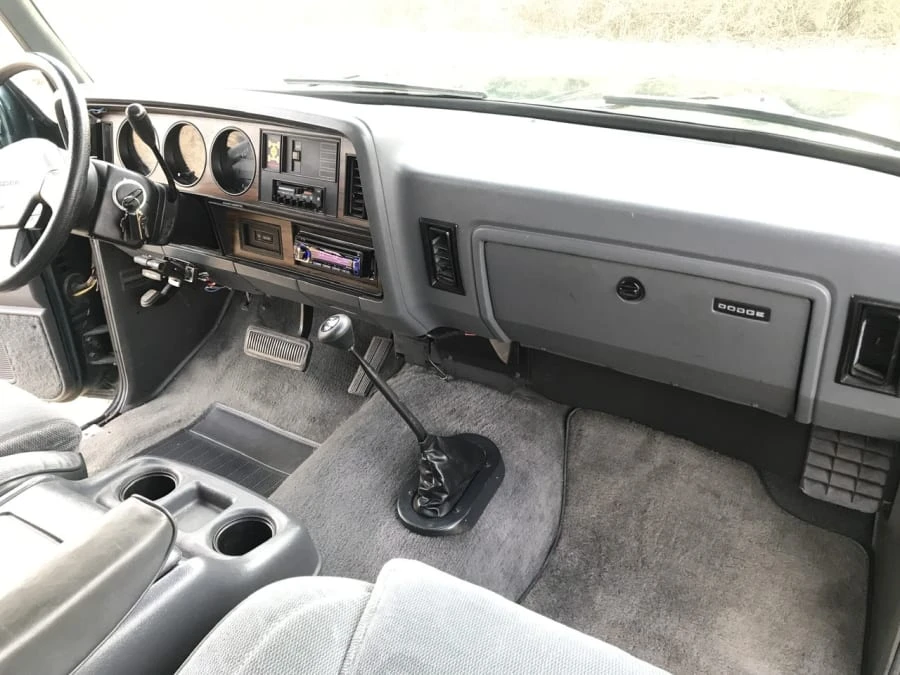 1993 Dodge Ramcharger - Image 5 of 12