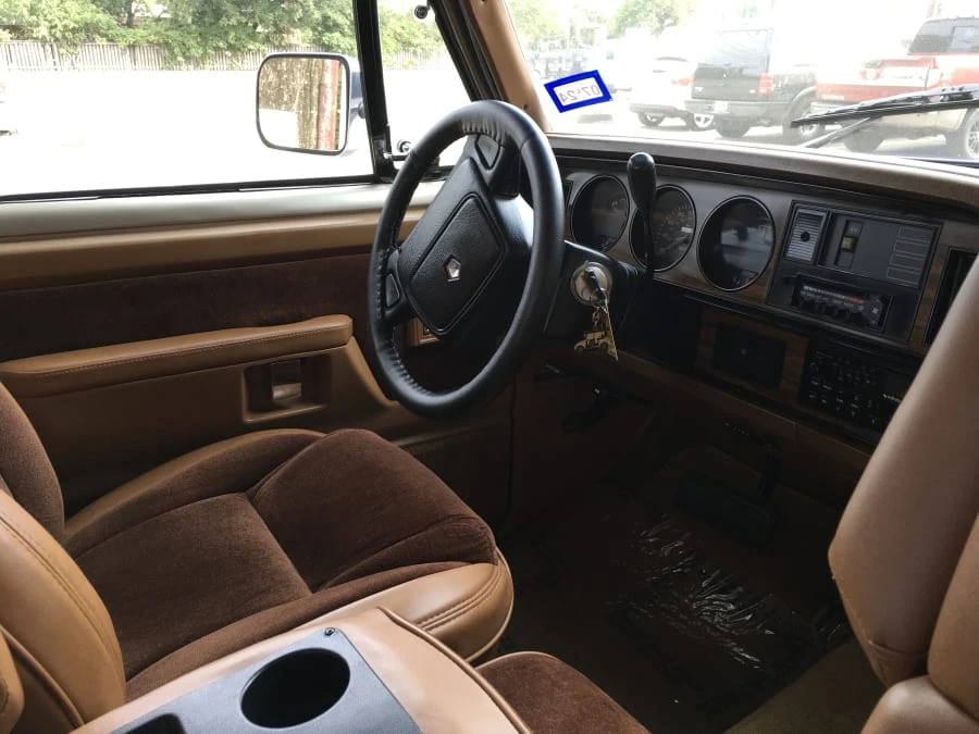 1993 Dodge Ramcharger - Image 6 of 20