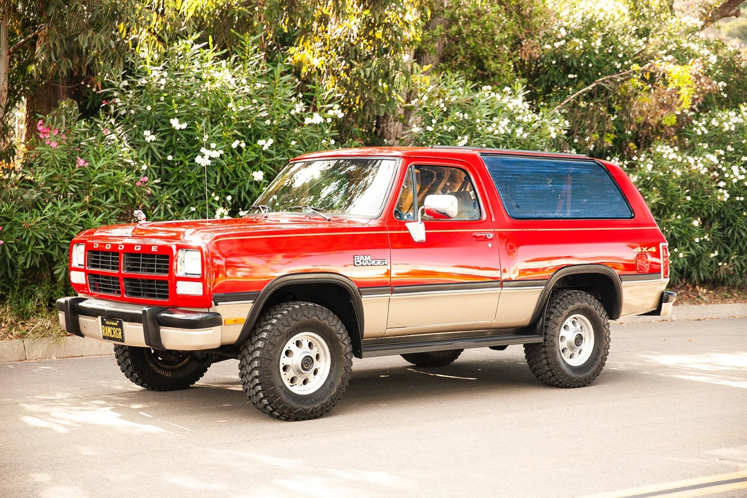 1993 Dodge Ramcharger - Image 8 of 31