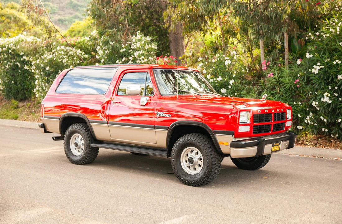 1993 Dodge Ramcharger - Image 18 of 31