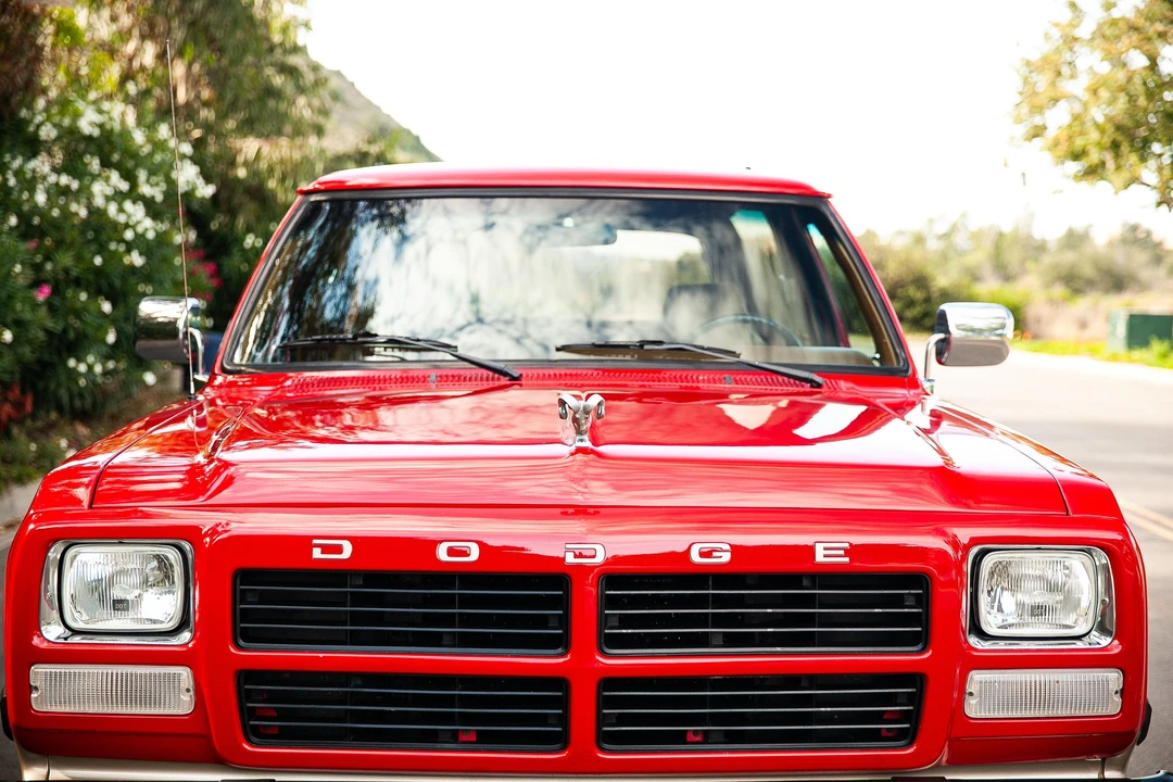 1993 Dodge Ramcharger - Image 22 of 31