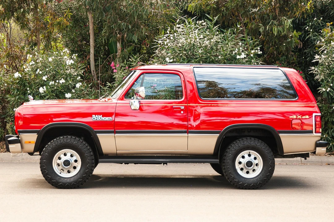 1993 Dodge Ramcharger - Image 3 of 31