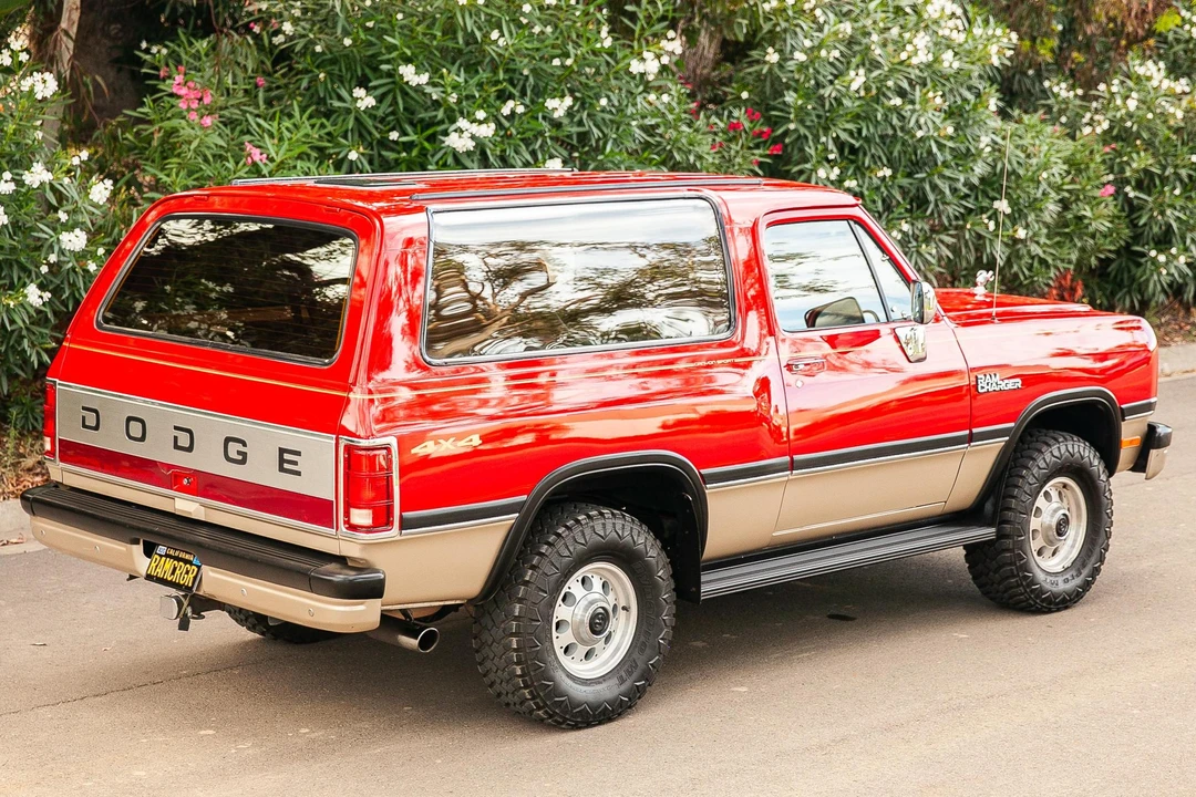 1993 Dodge Ramcharger - Image 4 of 31