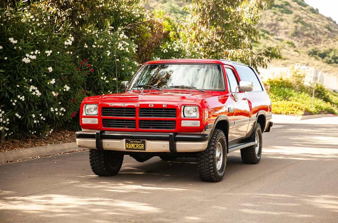 1993 Dodge Ramcharger - Image 6 of 31