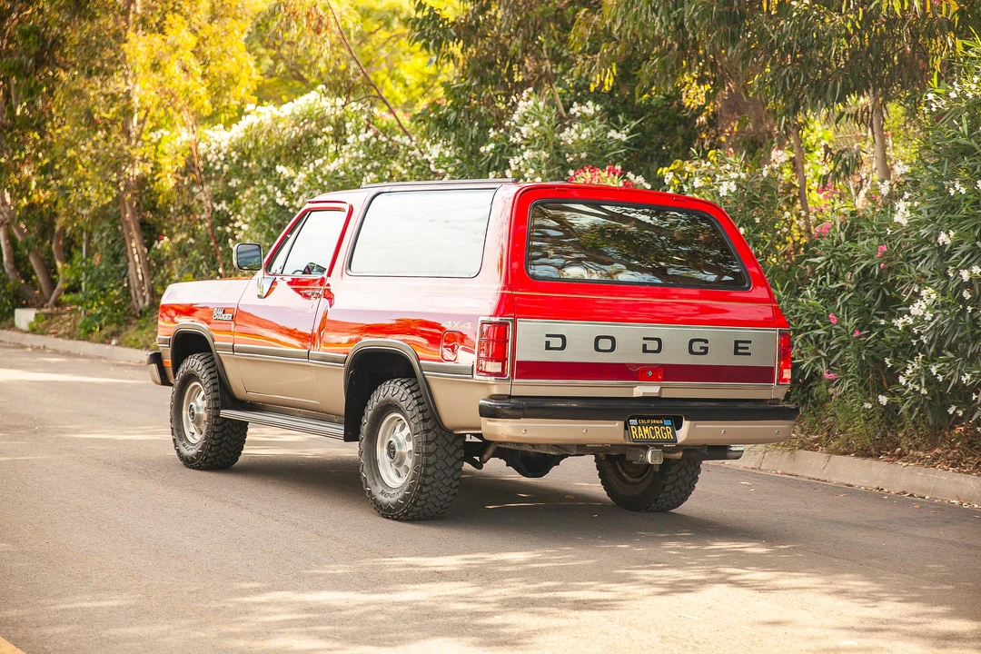 1993 Dodge Ramcharger - Image 13 of 31