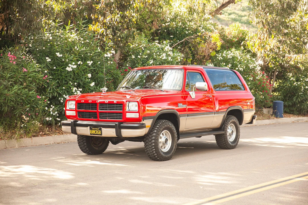 1993 Dodge Ramcharger - Image 7 of 31