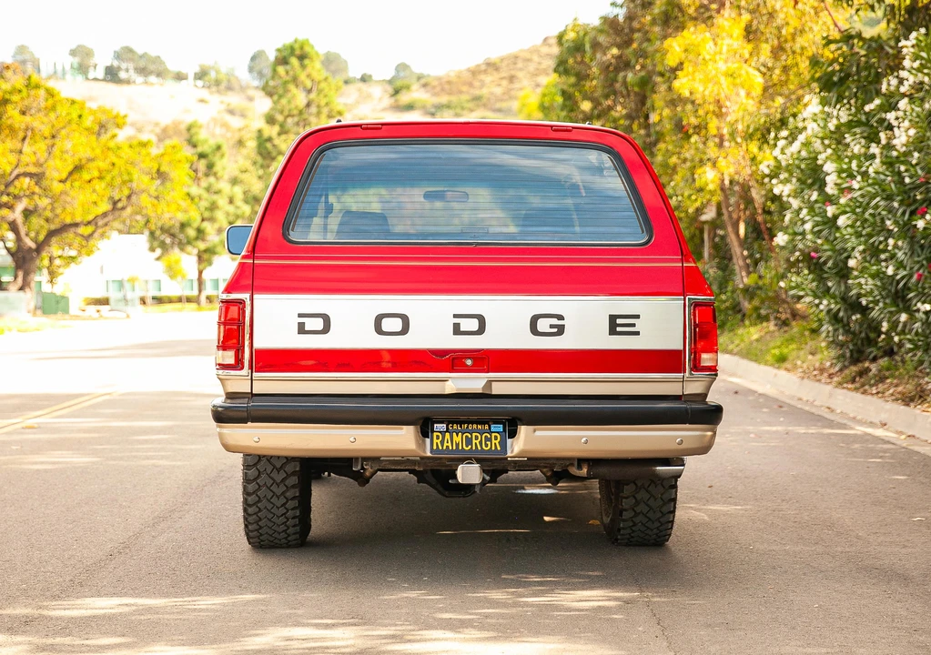 1993 Dodge Ramcharger - Image 14 of 31