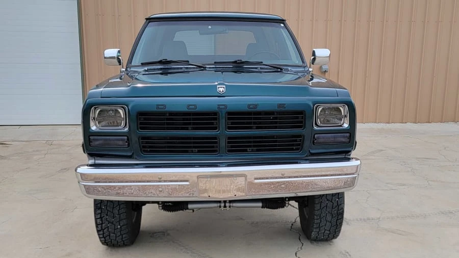 1993 Dodge Ramcharger - Image 4 of 31
