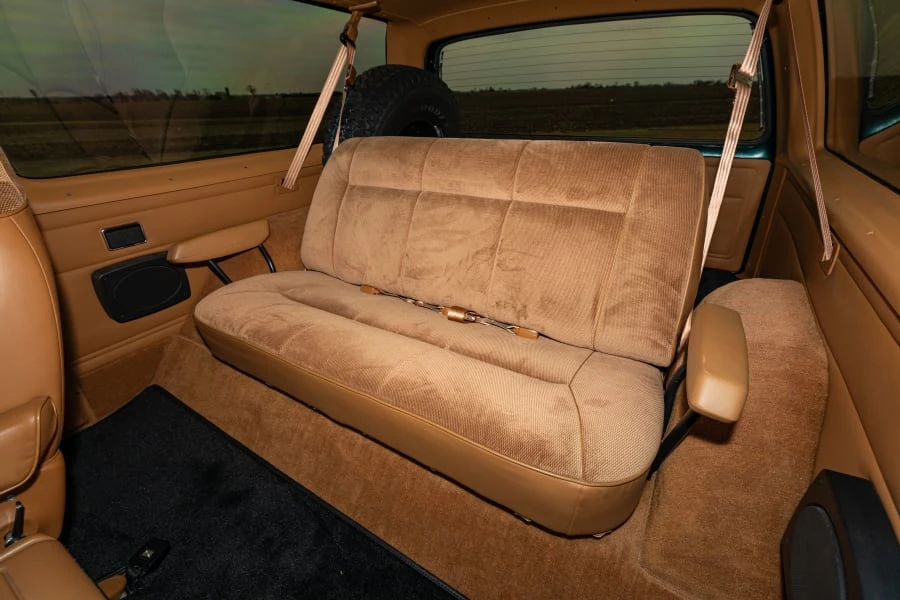 1993 Dodge Ramcharger - Image 13 of 27