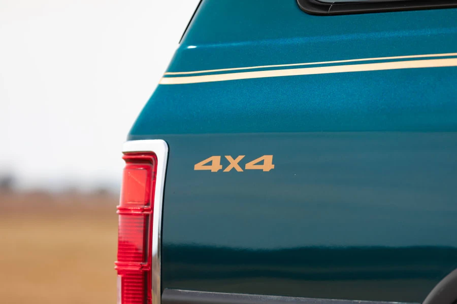 1993 Dodge Ramcharger - Image 9 of 27