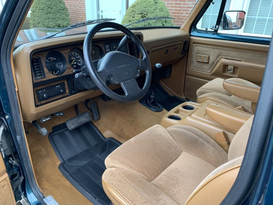 1993 Dodge Ramcharger - Image 4 of 8
