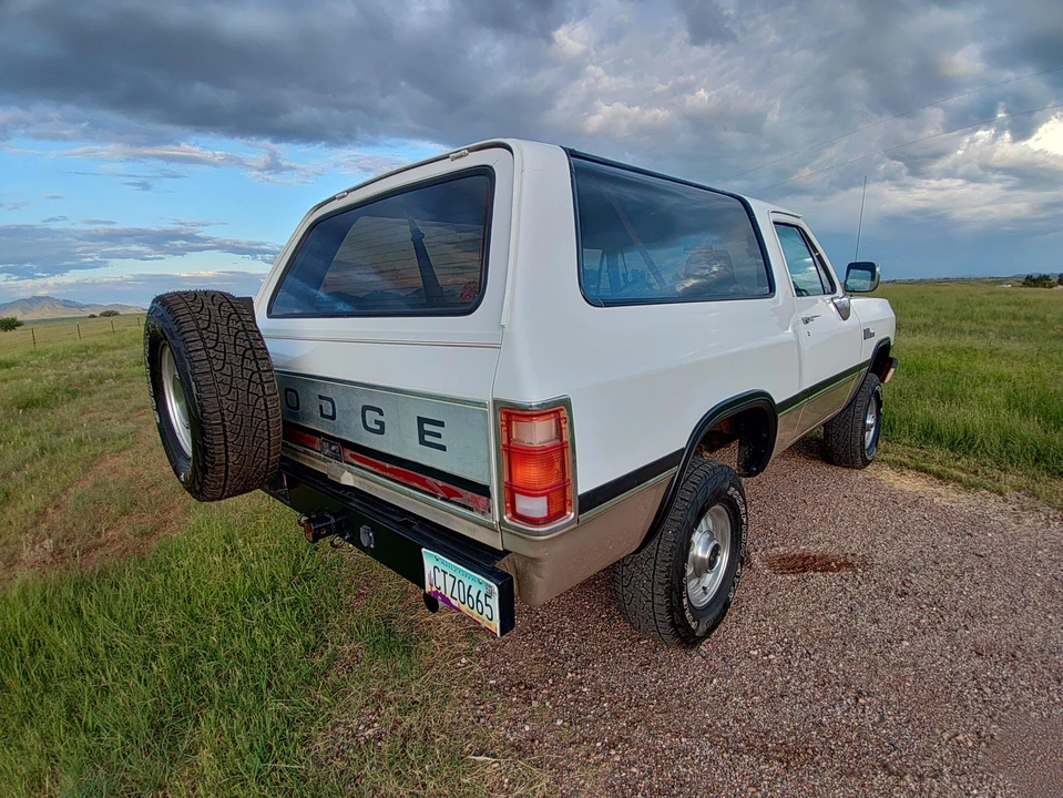 1993 Dodge Ramcharger - Image 14 of 31