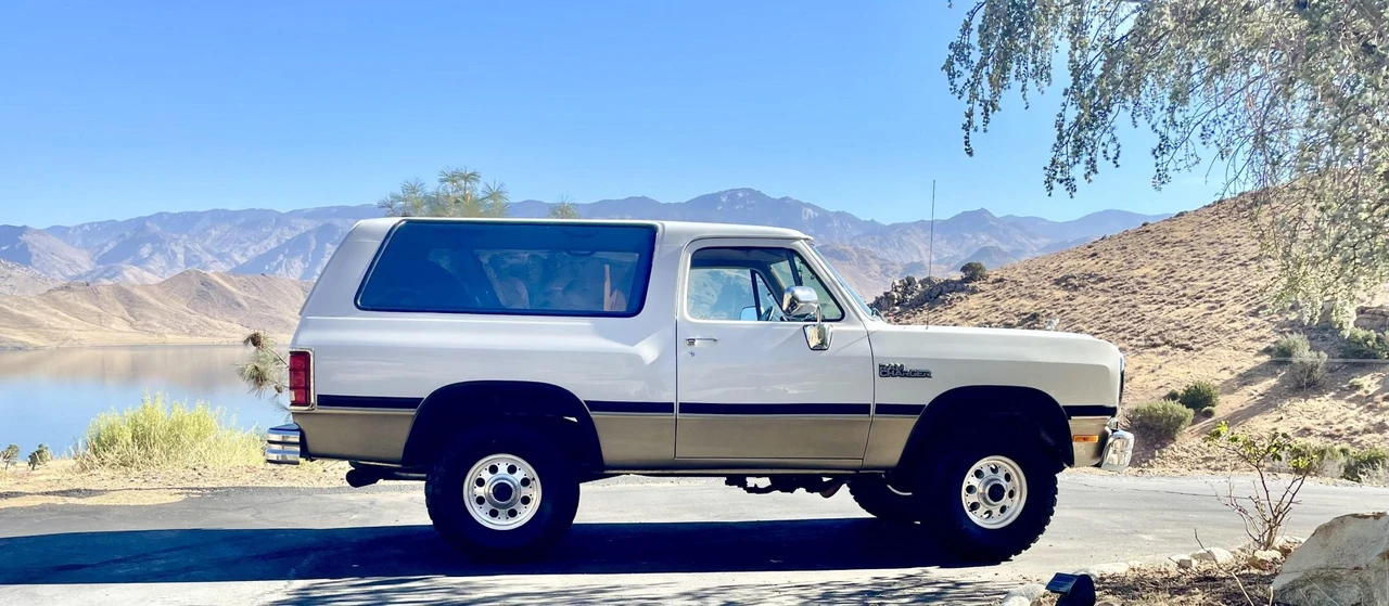 1993 Dodge Ramcharger - Image 13 of 31