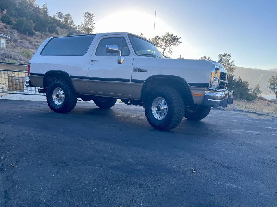 1993 Dodge Ramcharger - Image 30 of 31