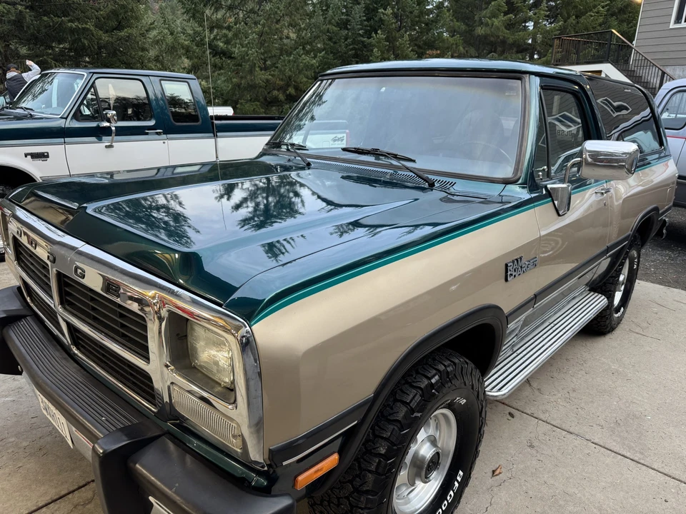 1993 Dodge Ramcharger - Image 14 of 31