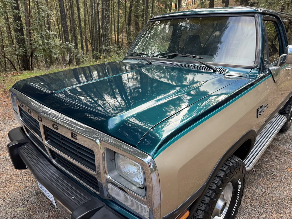 1993 Dodge Ramcharger - Image 12 of 31