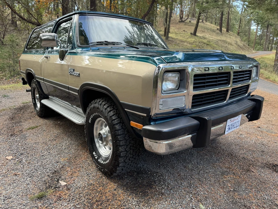 1993 Dodge Ramcharger - Image 10 of 31
