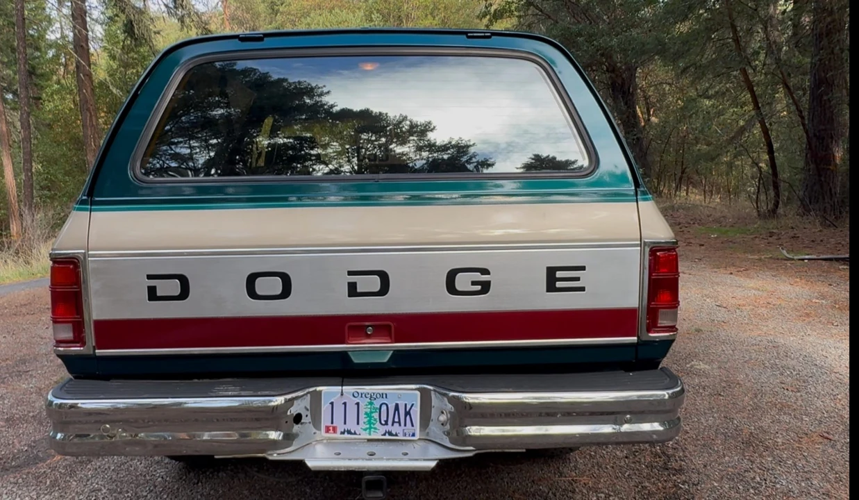 1993 Dodge Ramcharger - Image 5 of 31