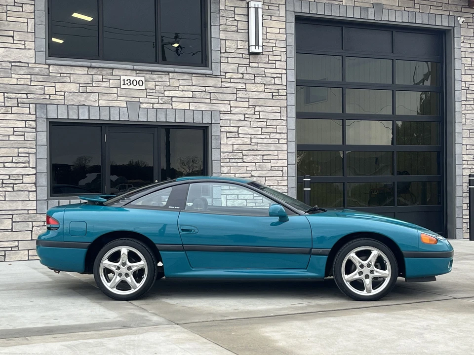 1993 Dodge Stealth - Image 3 of 31