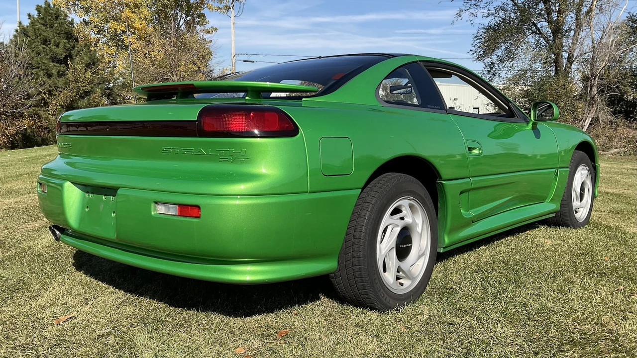 1993 Dodge Stealth - Image 3 of 11