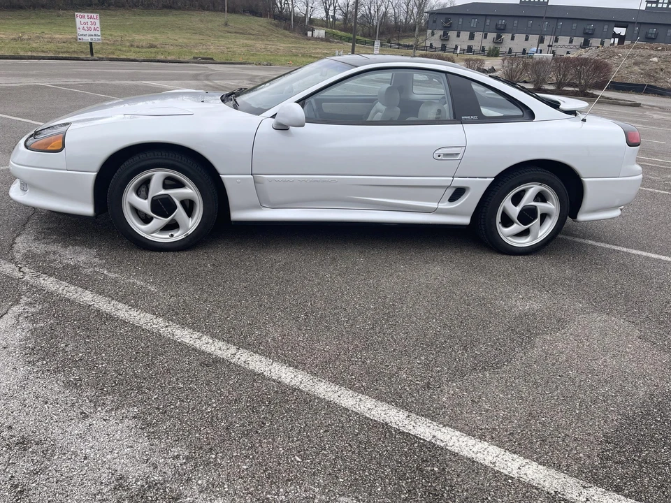 1993 Dodge Stealth - Image 14 of 31