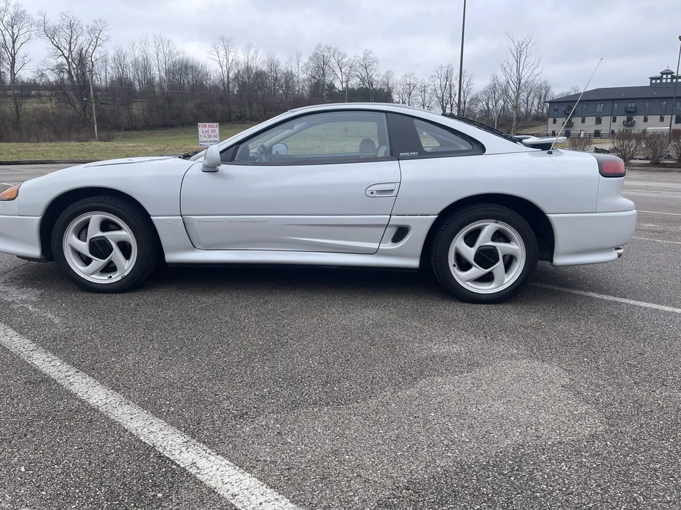 1993 Dodge Stealth - Image 15 of 31