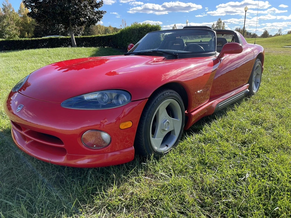 1993 Dodge Viper 1st Gen - Image 2 of 31