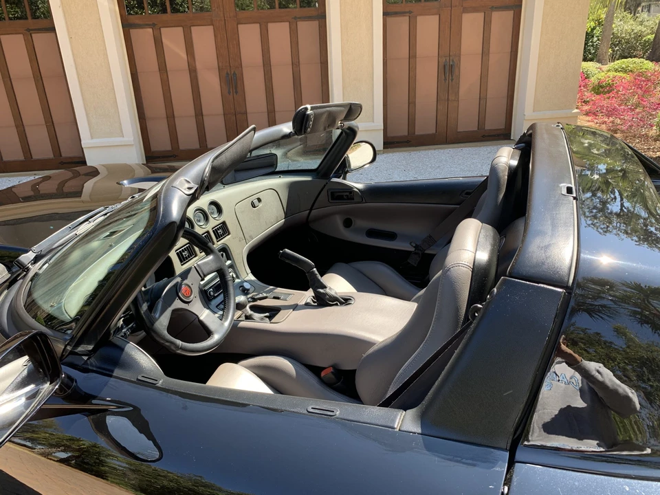 1993 Dodge Viper 1st Gen - Image 27 of 31