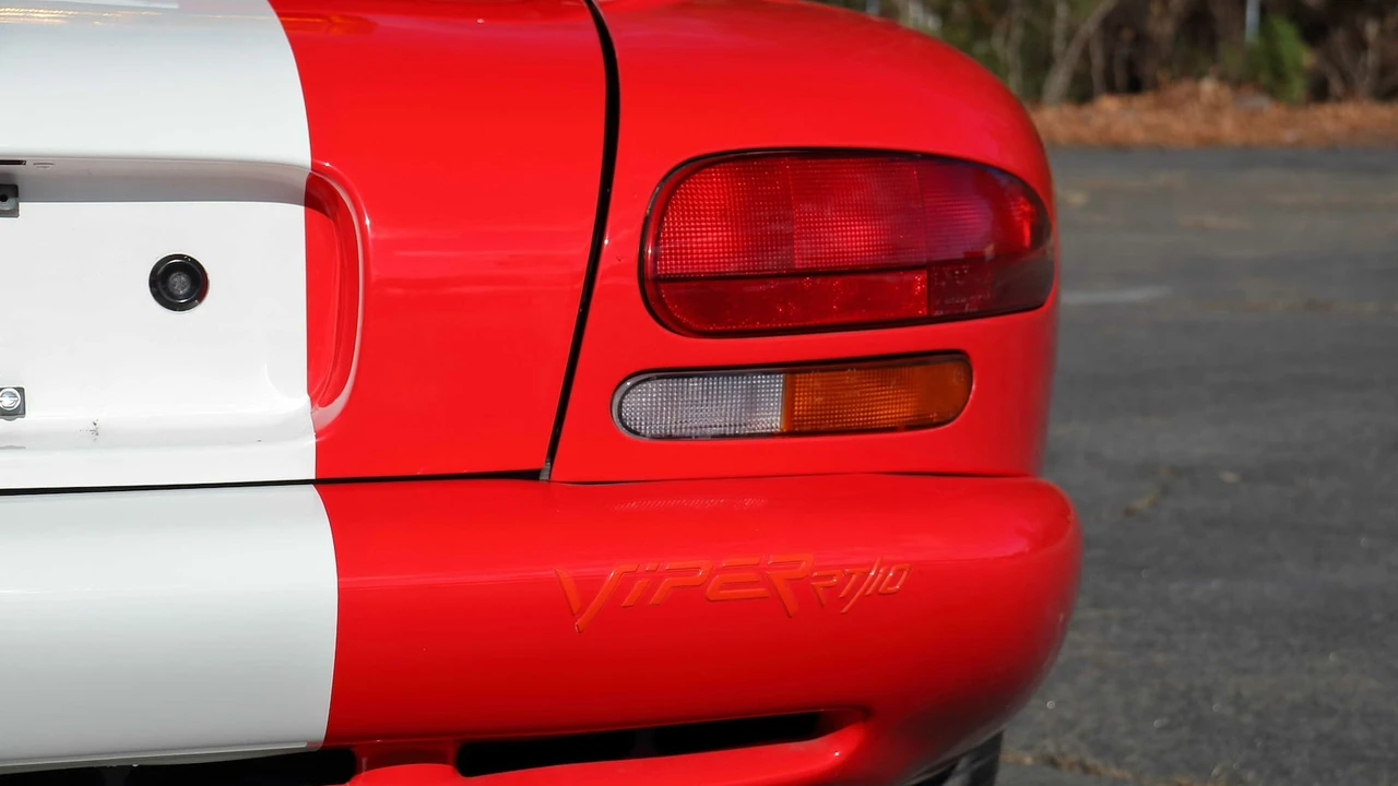 1993 Dodge Viper 1st Gen - Image 23 of 24