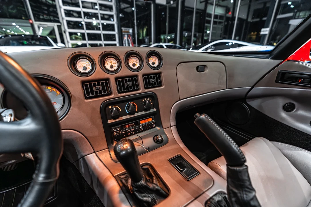 1993 Dodge Viper 1st Gen - Image 14 of 21