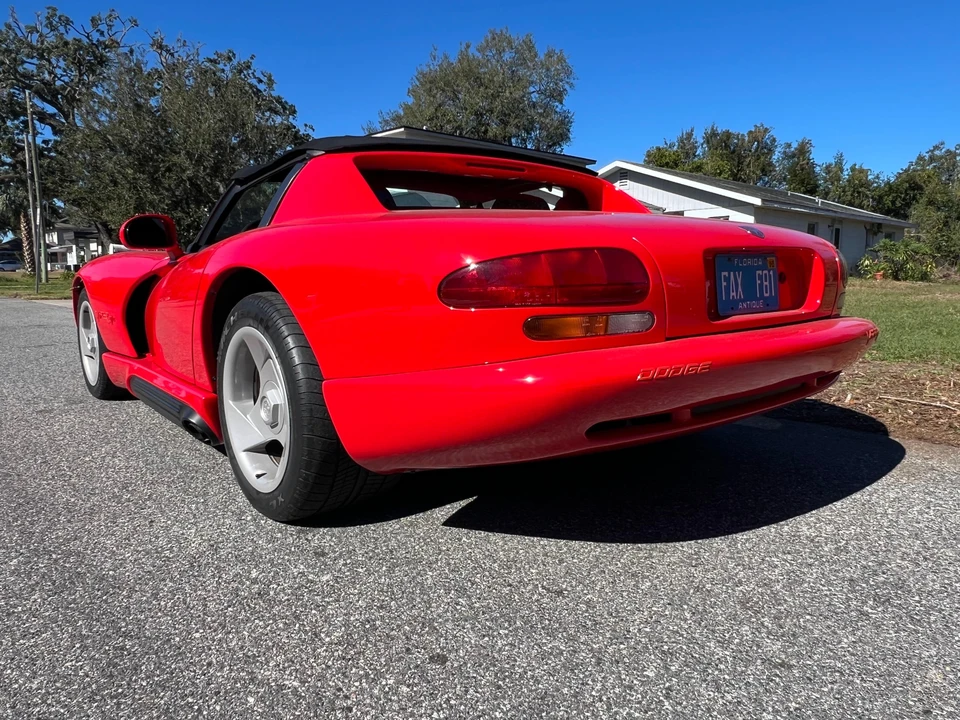 1993 Dodge Viper 1st Gen - Image 28 of 31