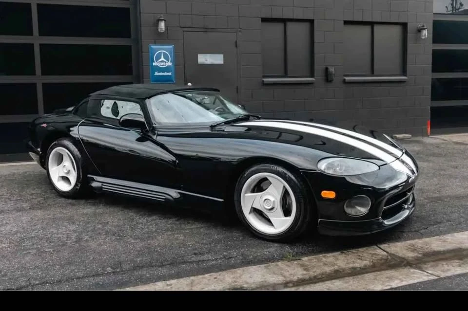 1993 Dodge Viper 1st Gen - Image 3 of 9
