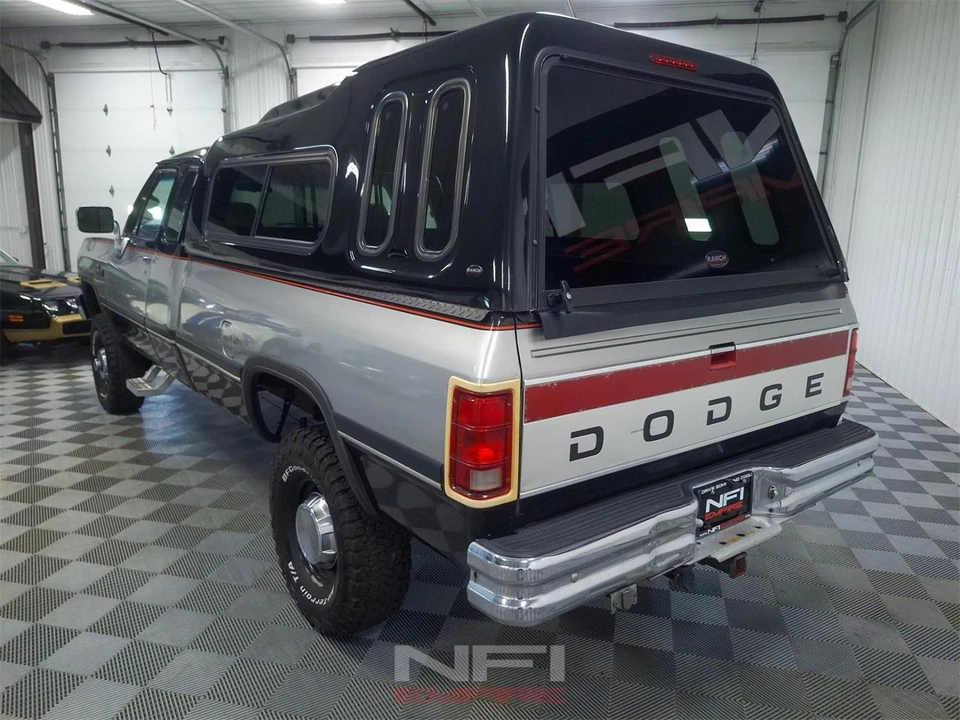 1993 Dodge Power Wagon - Image 10 of 31