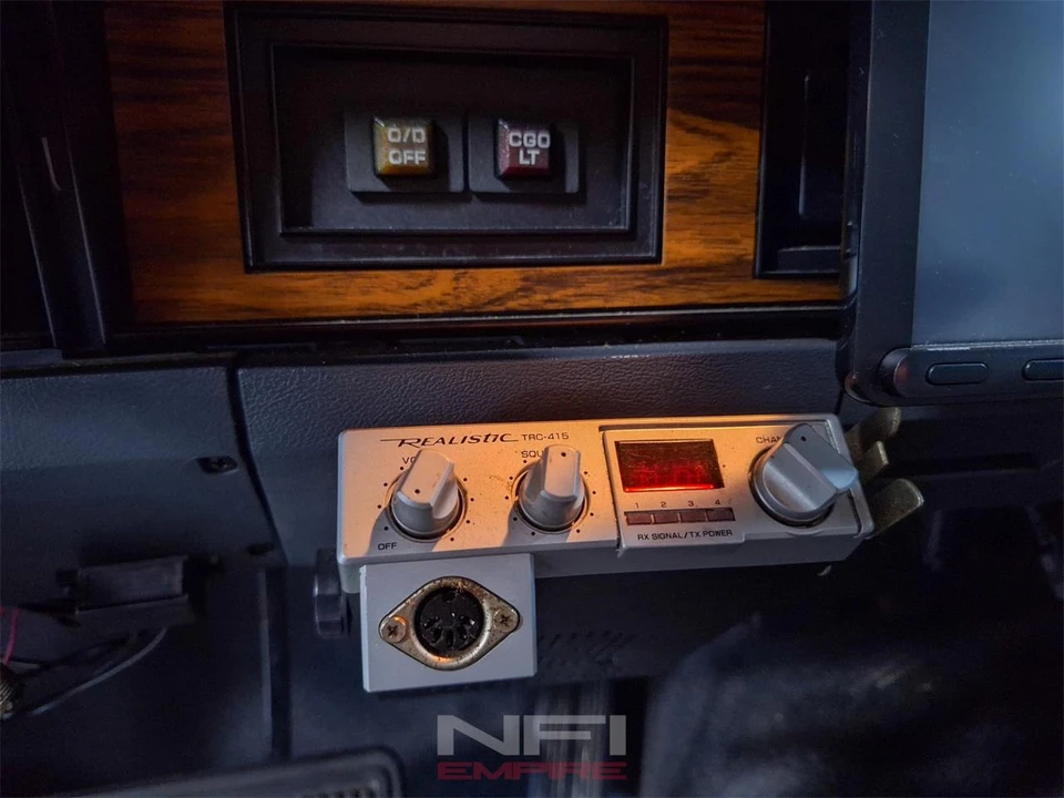 1993 Dodge Power Wagon - Image 25 of 31