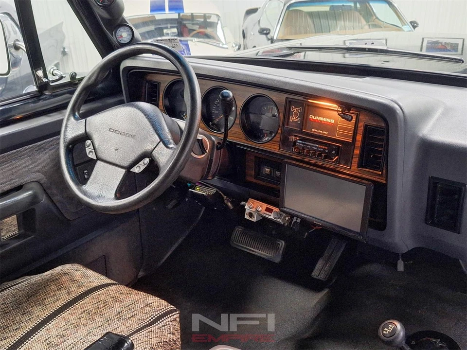 1993 Dodge Power Wagon - Image 28 of 31