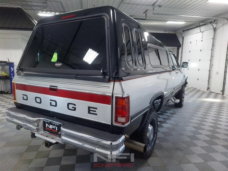 1993 Dodge Power Wagon - Image 8 of 31