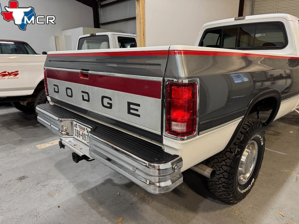 1993 Dodge Ram 1st Gen - Image 23 of 31