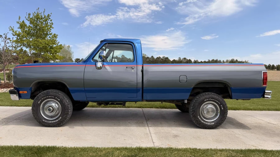 1993 Dodge Ram 1st Gen - Image 2 of 30