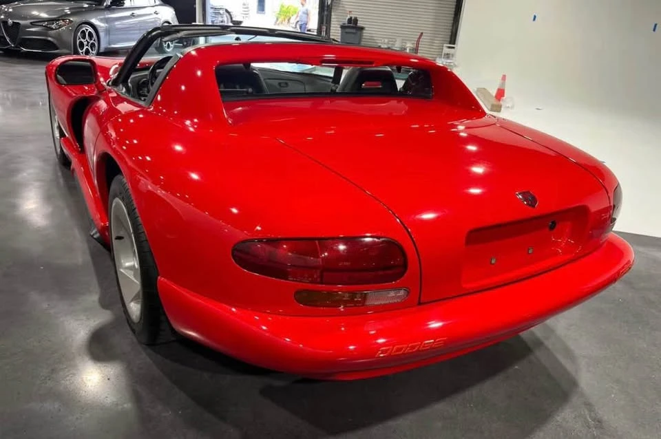 1993 Dodge Viper 1st Gen - Image 2 of 6