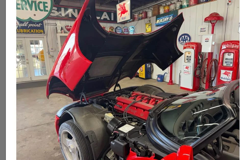 1993 Dodge Viper 1st Gen - Image 14 of 15