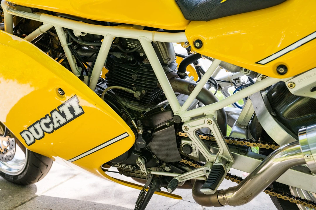 1993 Ducati 750 & 800 & 900 & 1000 - Image 18 of 31