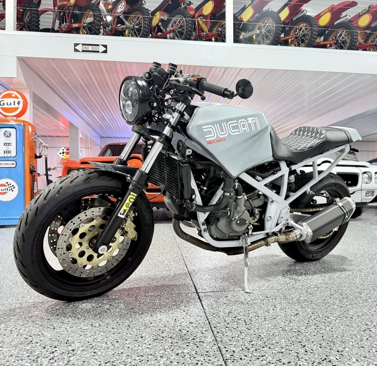 1993 Ducati 750 & 800 & 900 & 1000 - Image 15 of 31