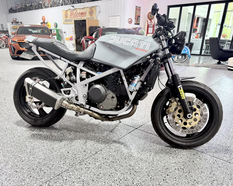 1993 Ducati 750 & 800 & 900 & 1000 - Image 12 of 31