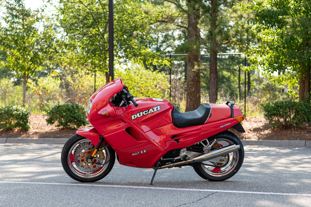 1993 Ducati 750 & 800 & 900 & 1000 - Image 6 of 31