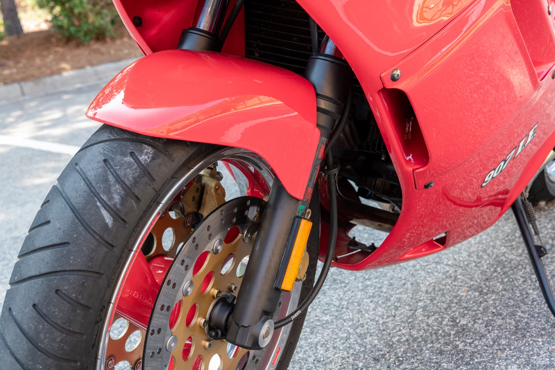 1993 Ducati 750 & 800 & 900 & 1000 - Image 21 of 31