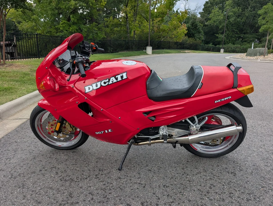 1993 Ducati 750 & 800 & 900 & 1000 - Image 7 of 31