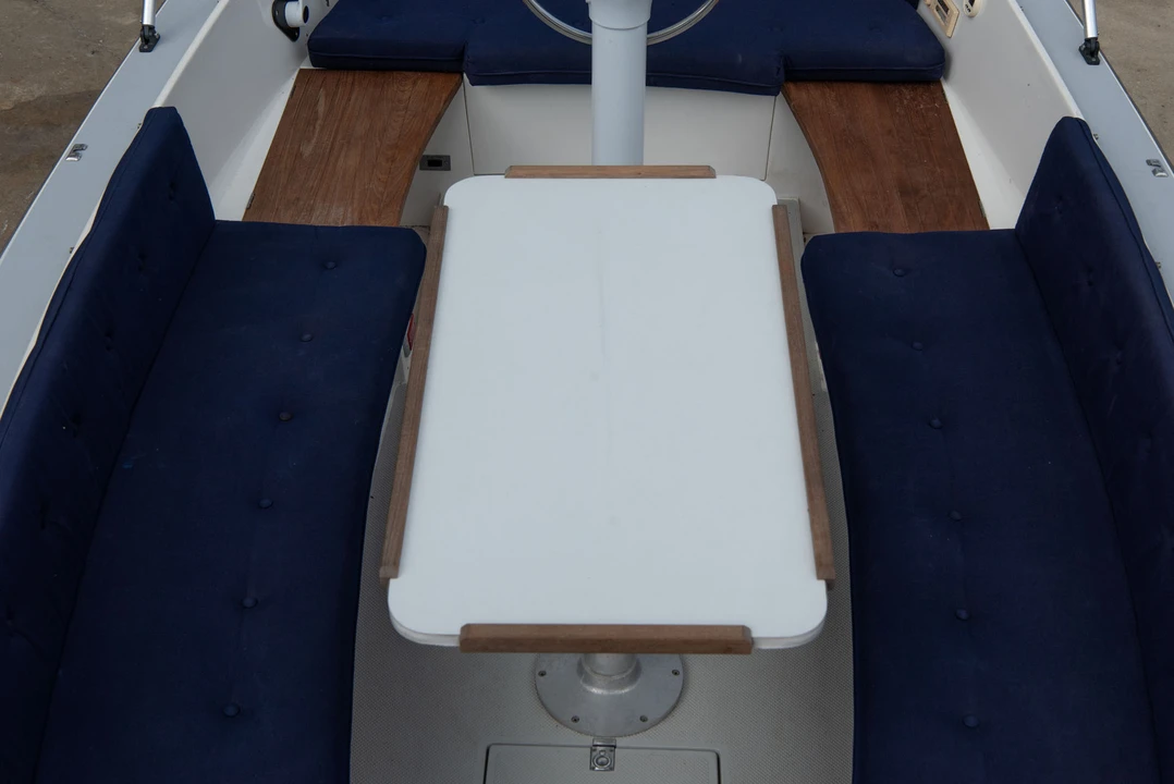 1993 Chris-Craft - Image 21 of 31