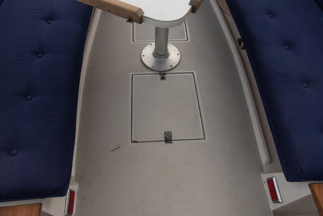 1993 Chris-Craft - Image 25 of 31