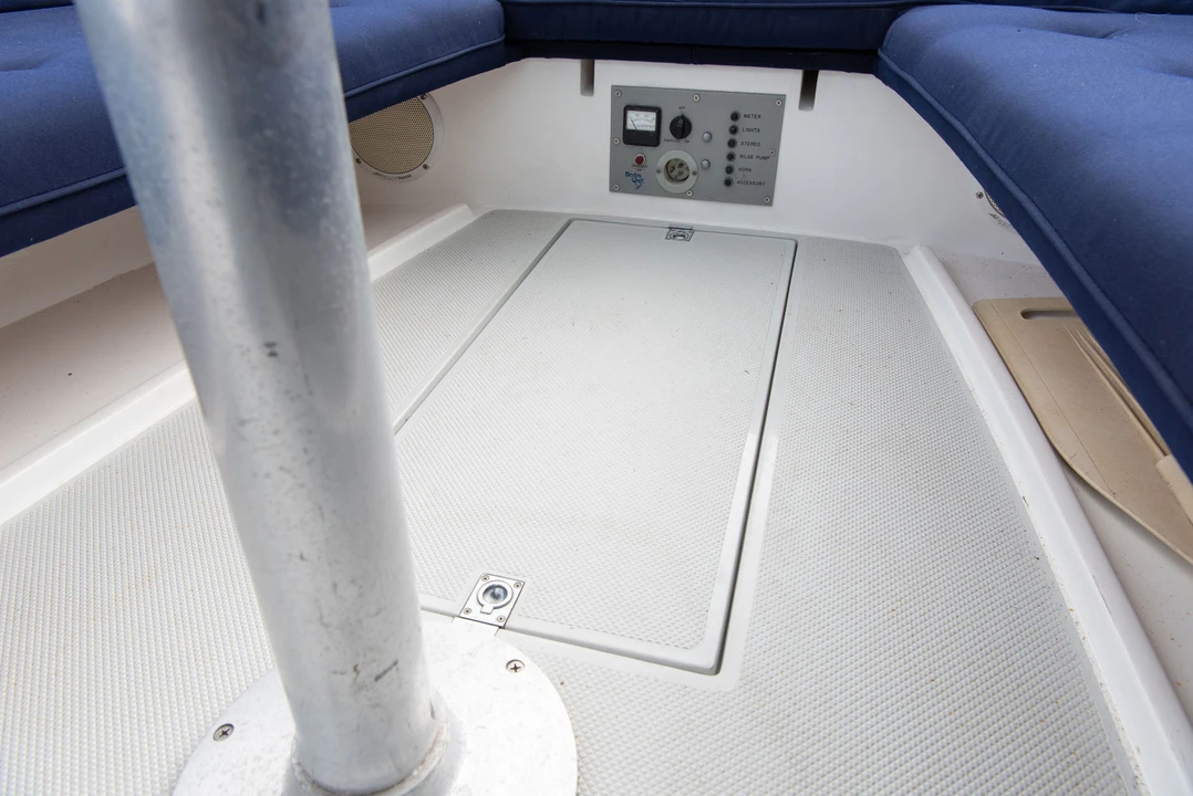 1993 Chris-Craft - Image 26 of 31